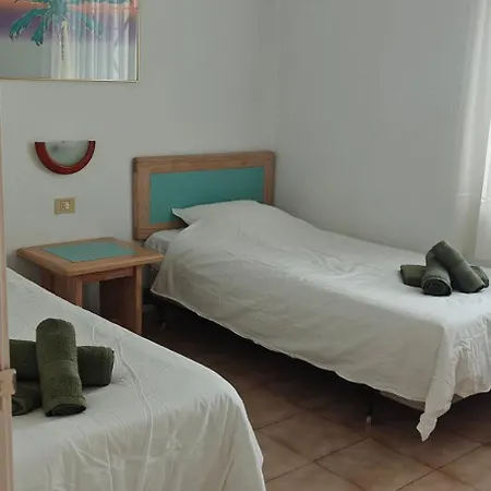 With Pool View - Castle Harbour Cristianos